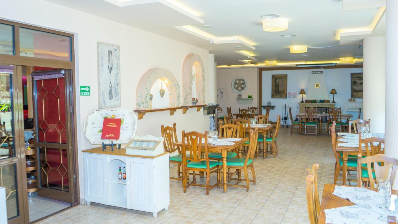 Hotel Tex Club Botoşani Eksteriør billede