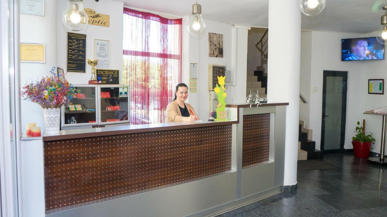 Hotel Tex Club Botoşani Eksteriør billede