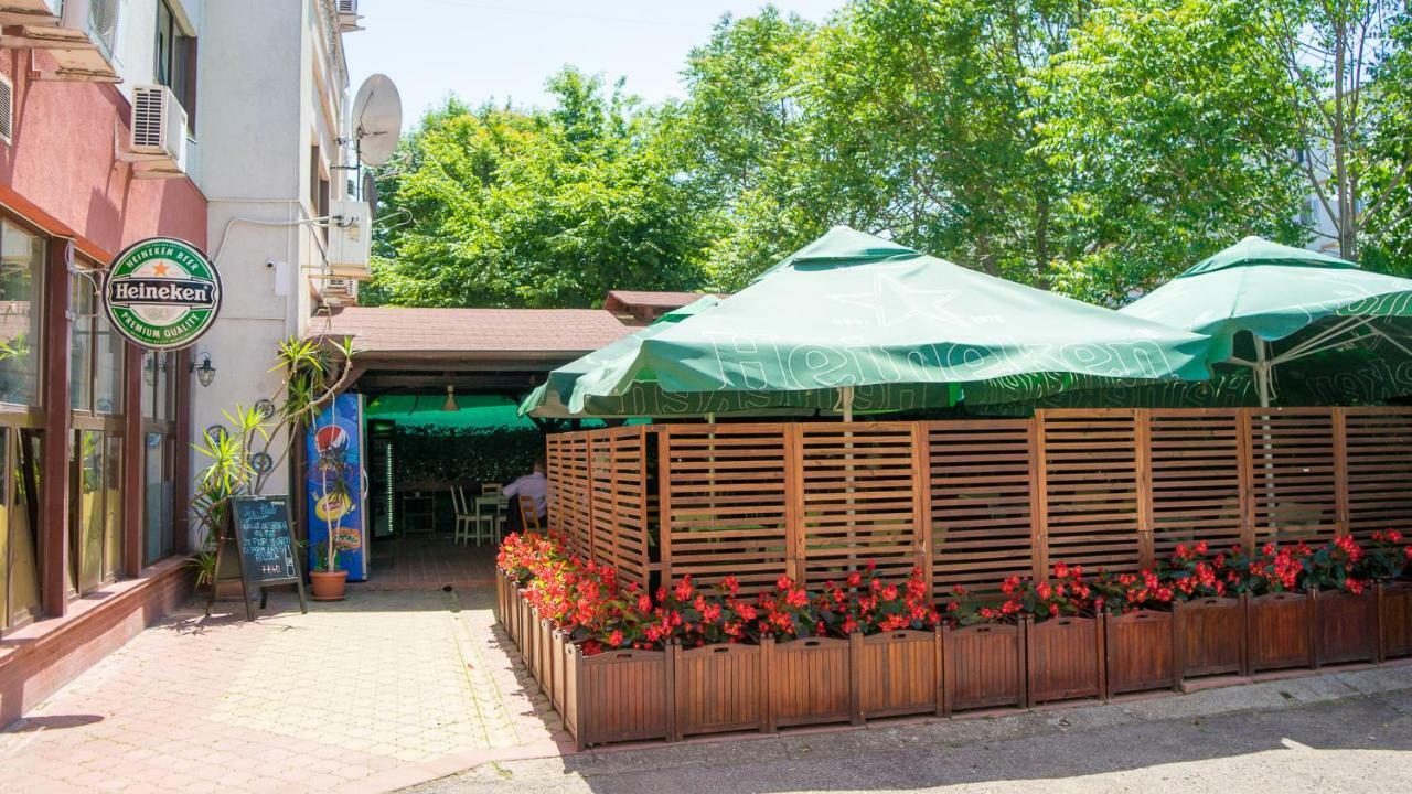 Hotel Tex Club Botoşani Eksteriør billede